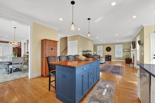 $2,695,000 | 176 Melrose Avenue, Needham, MA 02492