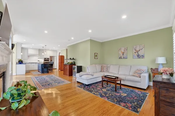 $2,695,000 | 176 Melrose Avenue, Needham, MA 02492