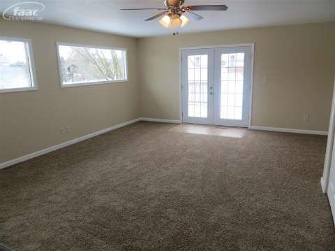 14050 Lakefield Road Hemlock, MI 48626 - Photo 6 of 27 20343750-5.JPG