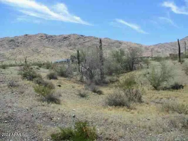 $375,000 | 2500 West Sunrise Drive, Phoenix, AZ 85041