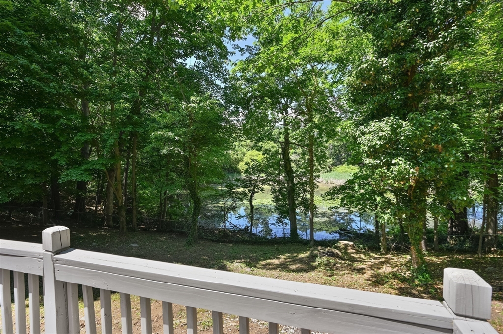 8 Elginwood Road Peabody, MA 01960 - Photo 33 of 38