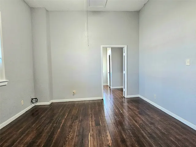 $880 | 4226 Winnie Street, Unit 1, Galveston, TX 77550