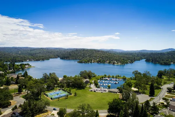 $574,900 | 12061 Lake Wildwood Drive, Penn Valley, CA 95946