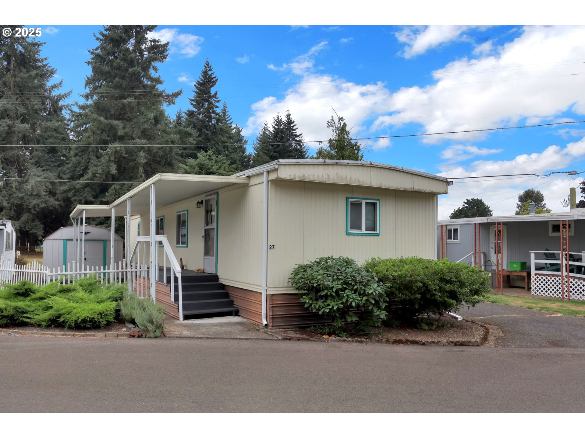 3950 Coburg Road, Unit 27 Eugene, OR 97408 - Photo 1 of 43 Gallery Image 1