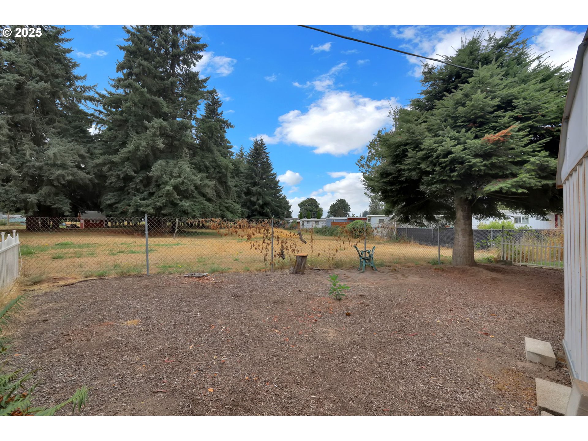 3950 Coburg Road, Unit 27 Eugene, OR 97408 - Photo 30 of 43 Backyard