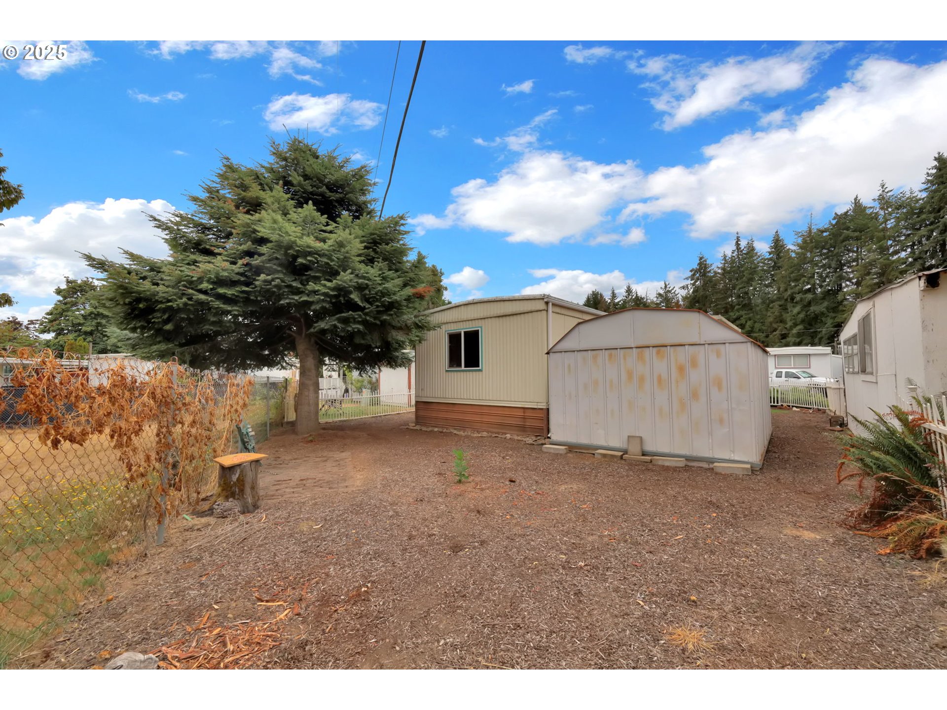 3950 Coburg Road, Unit 27 Eugene, OR 97408 - Photo 31 of 43 Backyard
