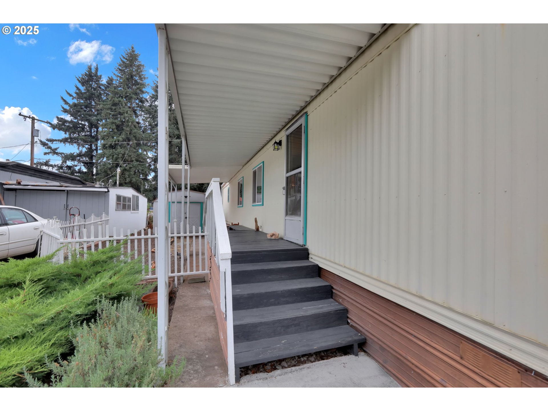 3950 Coburg Road, Unit 27 Eugene, OR 97408 - Photo 35 of 43 Gallery Image 35