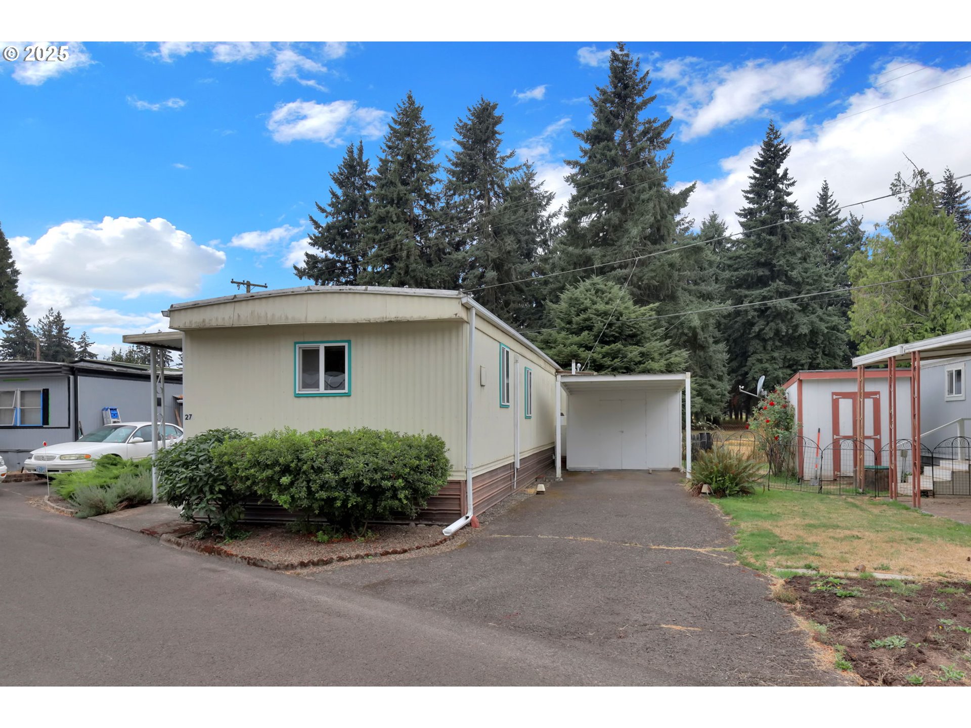 3950 Coburg Road, Unit 27 Eugene, OR 97408 - Photo 36 of 43 Gallery Image 36
