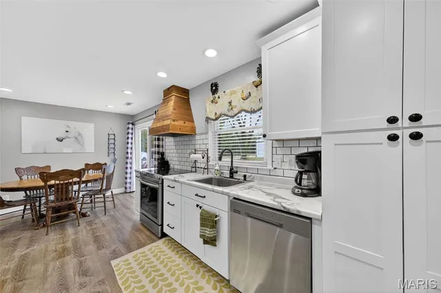 $375,000 | 140 North Ethlyn Road, Winfield, MO 63389