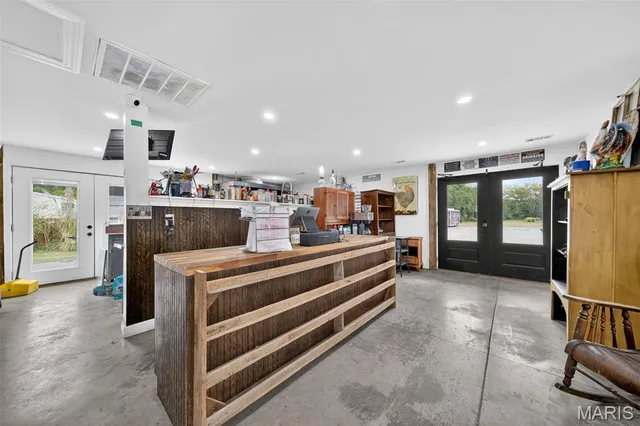 $375,000 | 140 North Ethlyn Road, Winfield, MO 63389