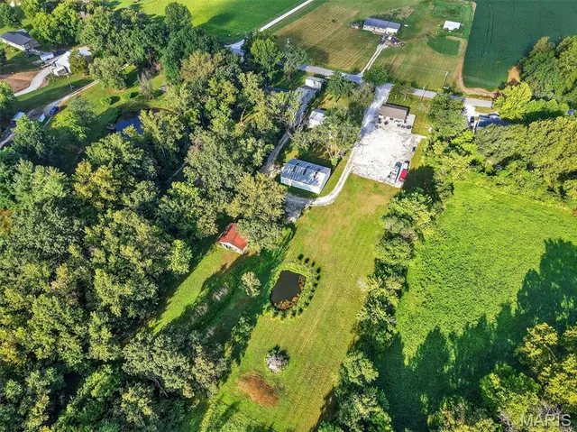 $375,000 | 140 North Ethlyn Road, Winfield, MO 63389