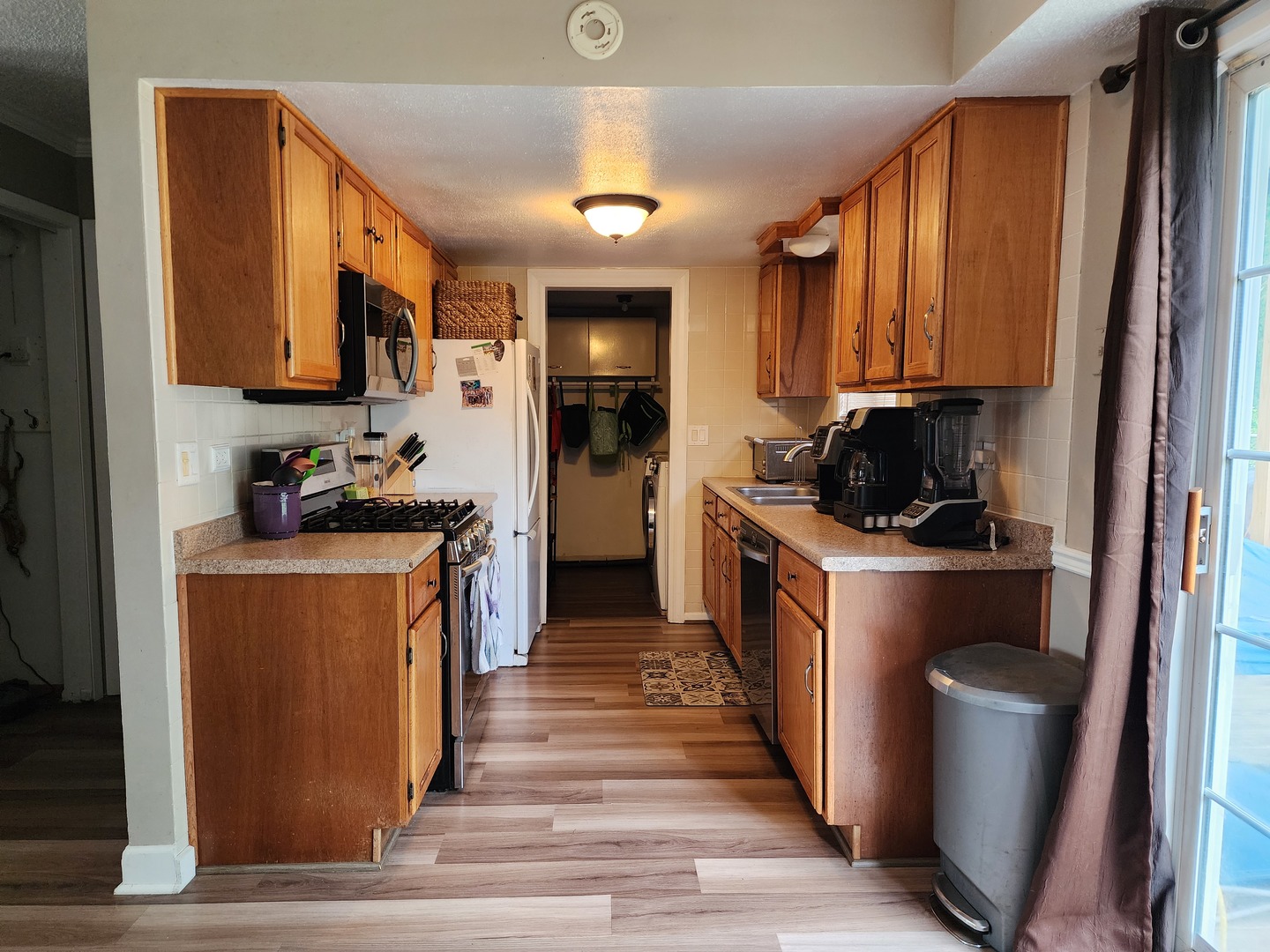 3425 Fox Hill Road Aurora, IL 60504 - Photo 8 of 23 Gallery Image 8