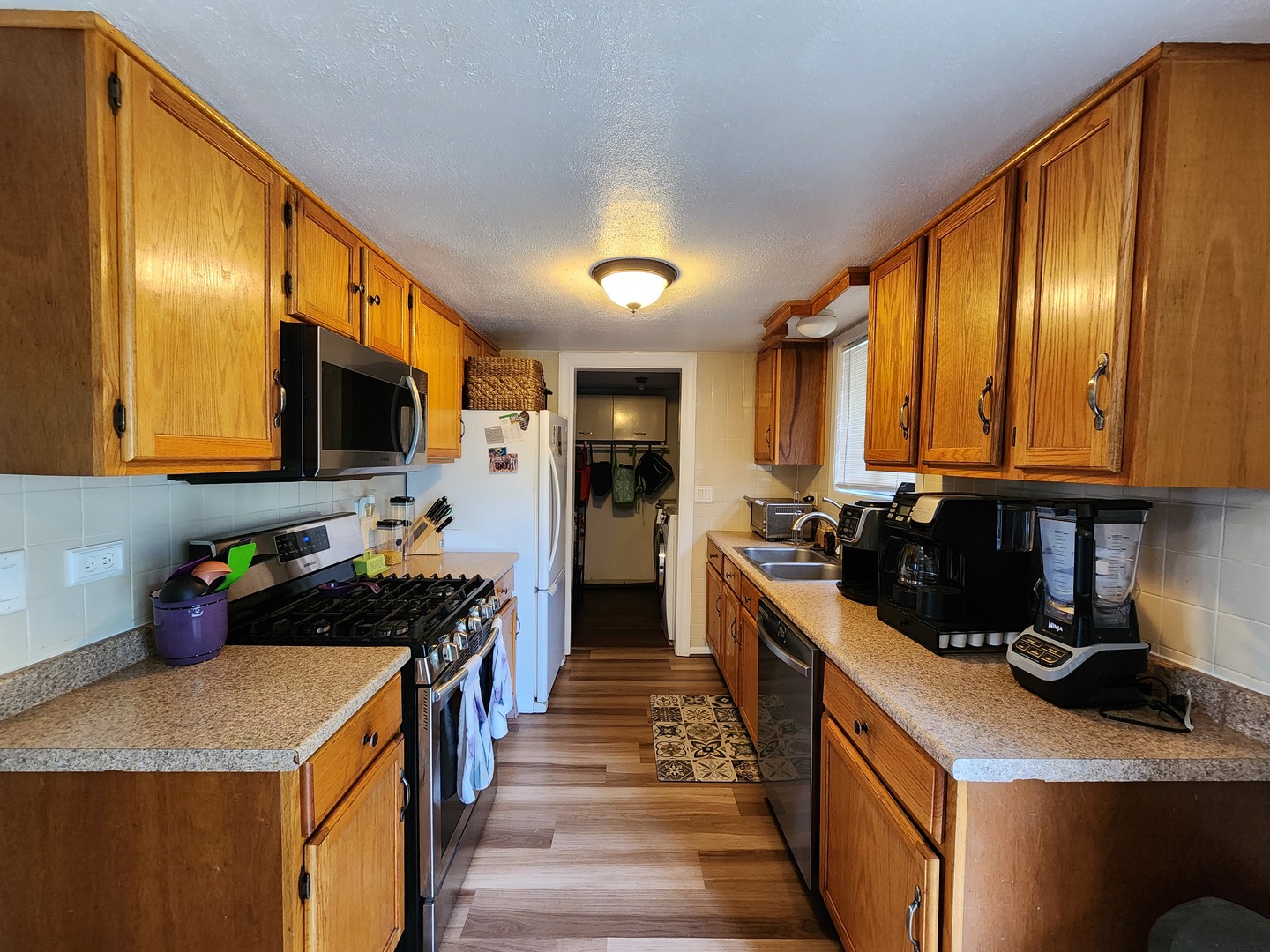3425 Fox Hill Road Aurora, IL 60504 - Photo 10 of 23 Gallery Image 10