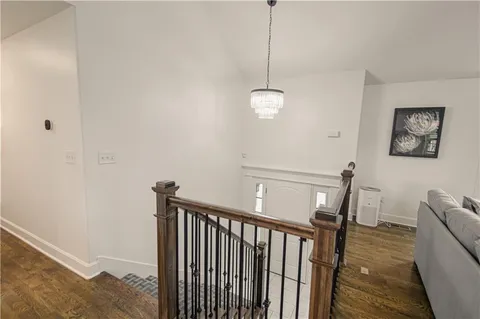 $410,000 | 11727 North Laurel Avenue, Kansas City, MO 64157