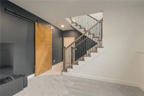 $410,000 | 11727 North Laurel Avenue, Kansas City, MO 64157