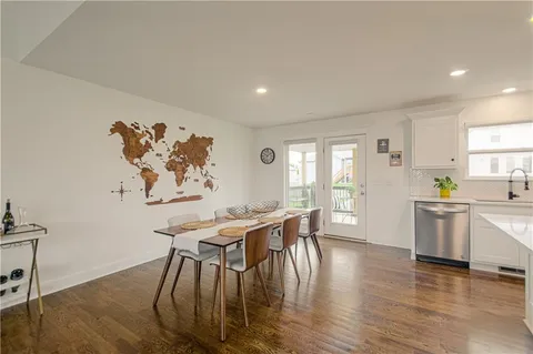 $410,000 | 11727 North Laurel Avenue, Kansas City, MO 64157