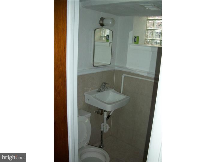 7723 Dungan Road Philadelphia, PA 19111 - Photo 19 of 23 Gallery Image 19