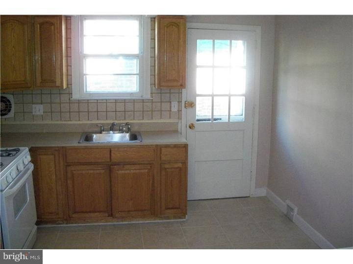 7723 Dungan Road Philadelphia, PA 19111 - Photo 7 of 23 Gallery Image 7