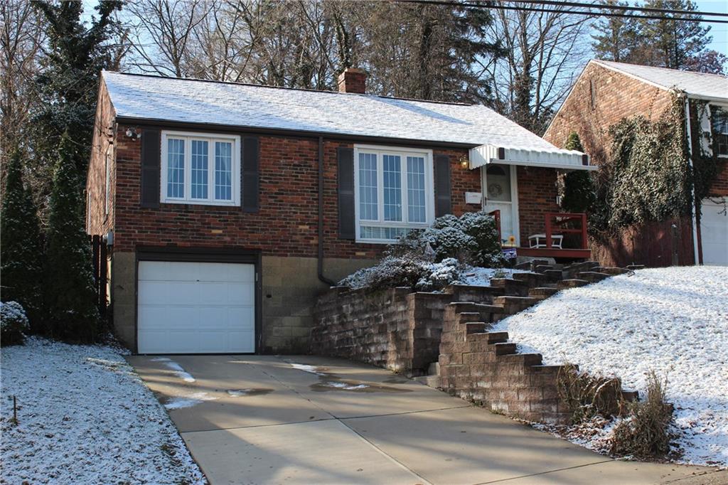 560 Old Farm Road Pittsburgh, PA 15234 - Photo 1 of 25