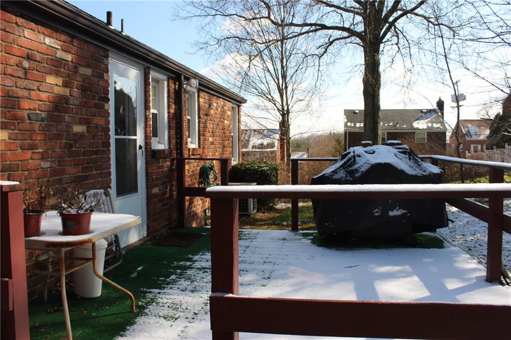 560 Old Farm Road Pittsburgh, PA 15234 - Photo 20 of 25