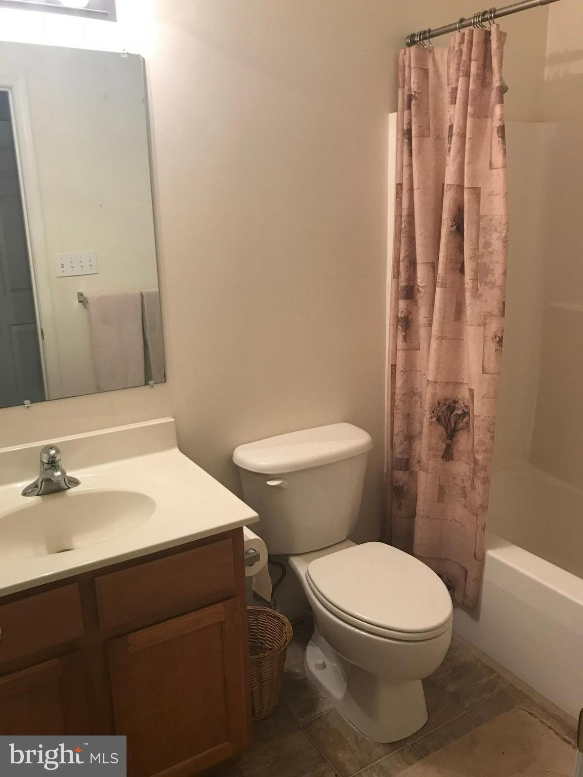 129 Oak Heights Road Front Royal, VA 22630 - Photo 15 of 20 Hall Bath on Bedroom Floor
