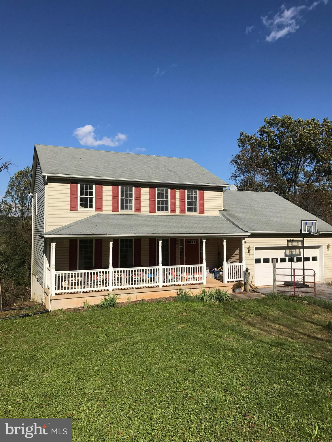 129 Oak Heights Road Front Royal, VA 22630 - Photo 20 of 20 Exterior (Front)