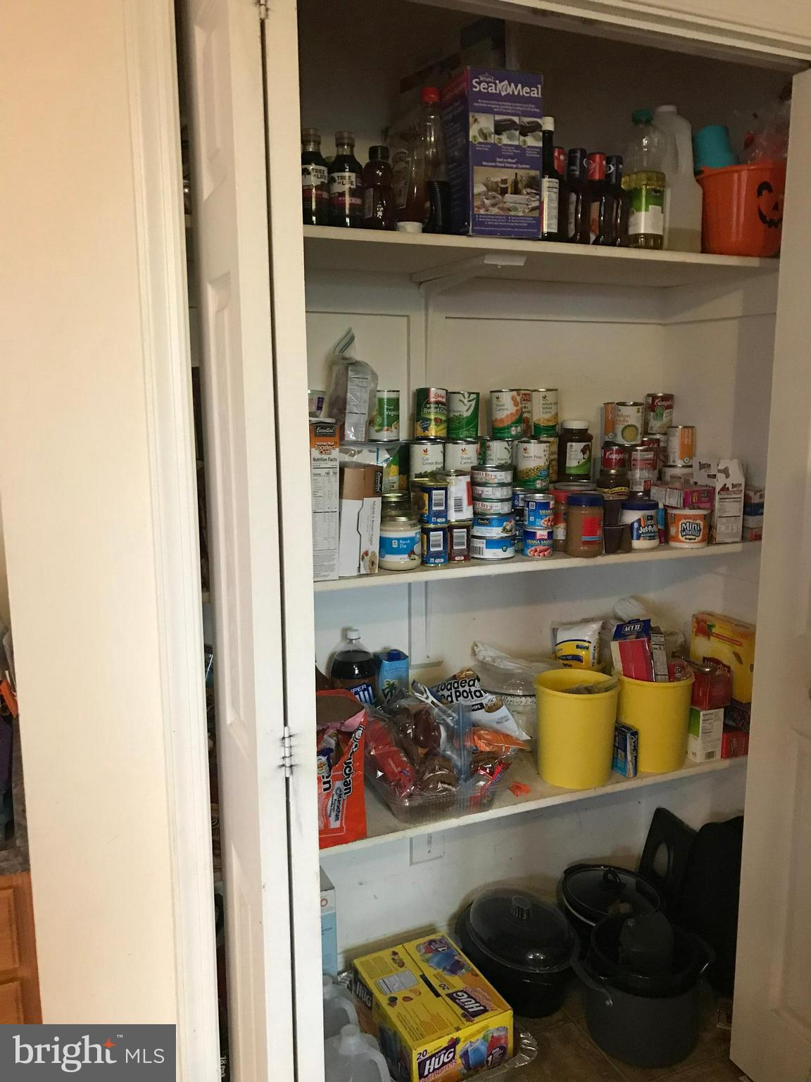 129 Oak Heights Road Front Royal, VA 22630 - Photo 5 of 20 Roomy Kitchen Pantry