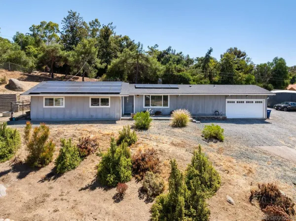 $975,000 | 2855 North Victoria Drive, Alpine, CA 91901