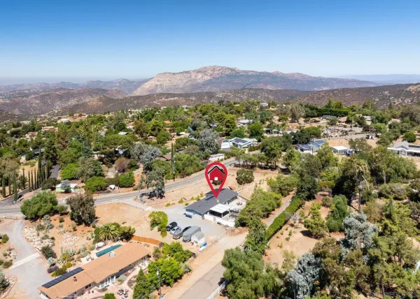 view of city and mountain view