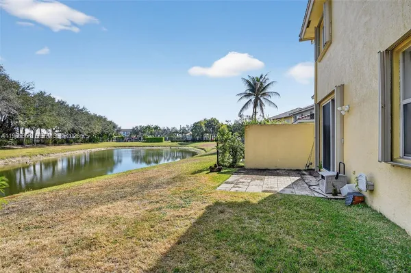 $5,000 | 9041 Silver Glen Way, Lake Worth, FL 33467