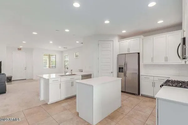 $3,000 | 3741 South 64th Drive, Phoenix, AZ 85043