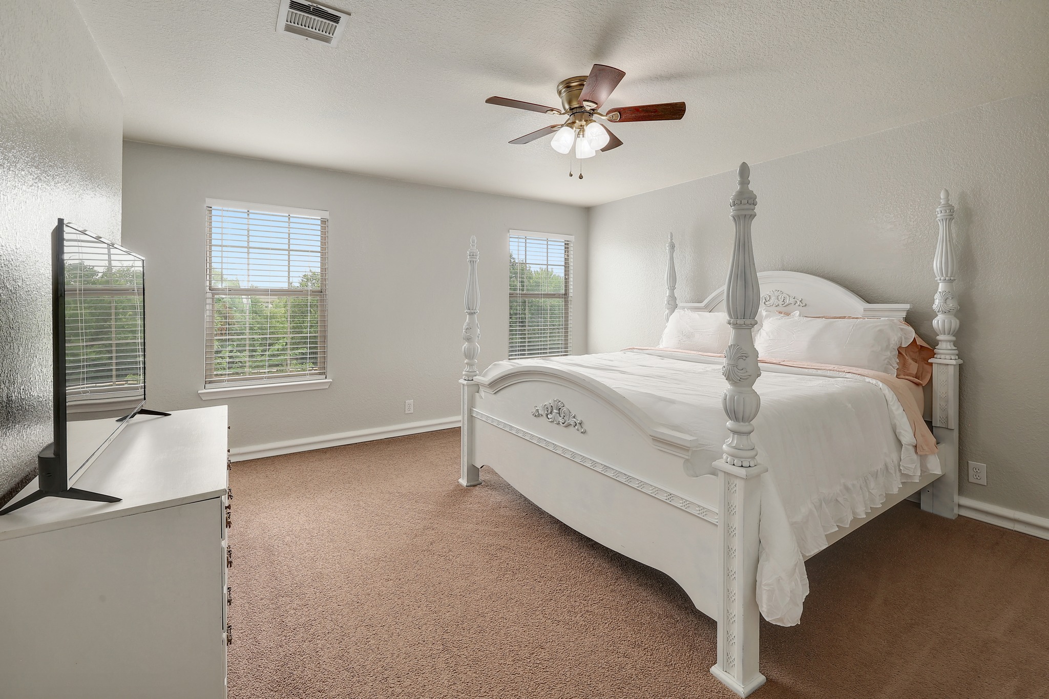 335 Mistletoe Lane Kyle, TX 78640 - Photo 17 of 40