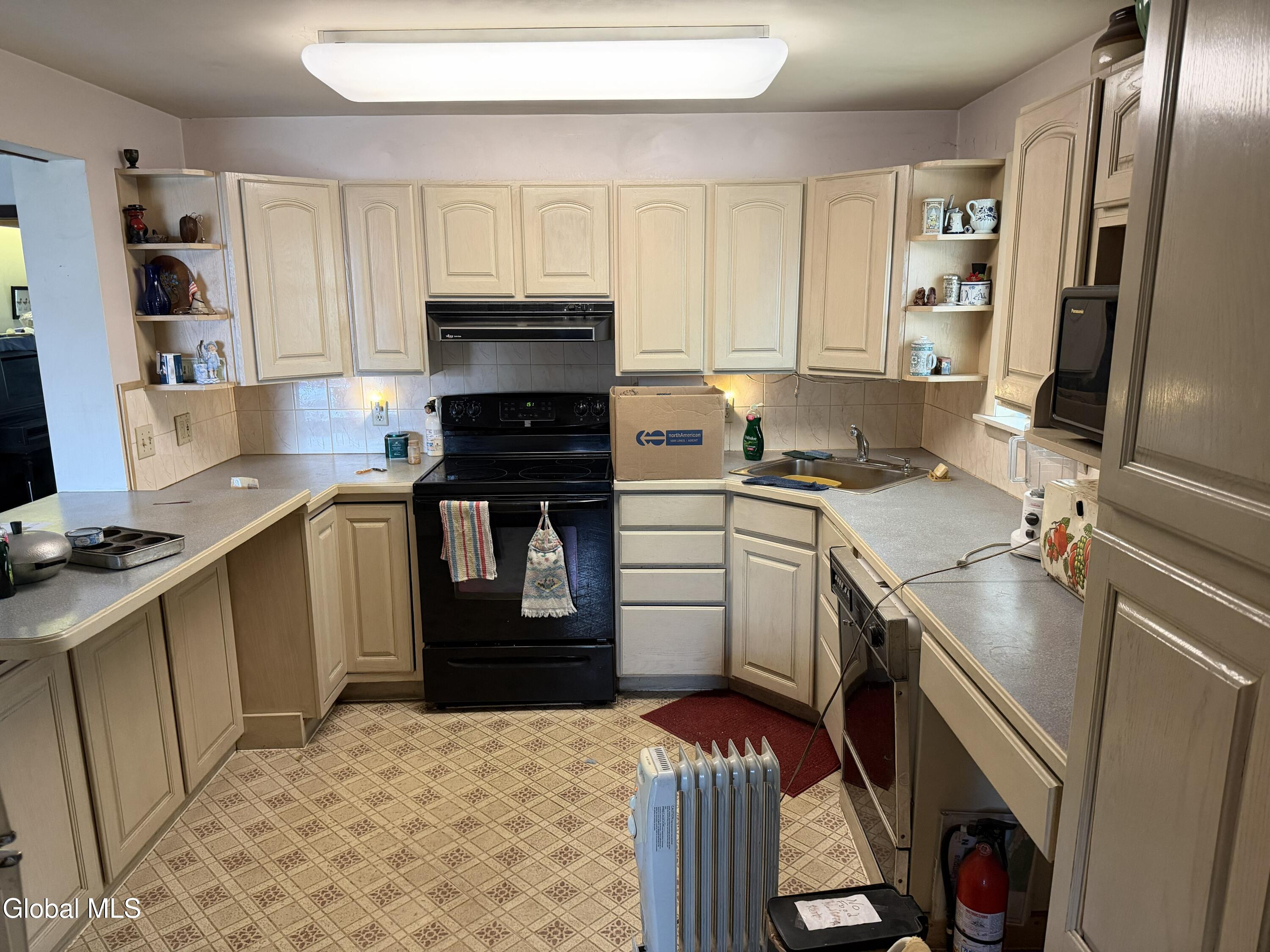 2855 Aqueduct Road Niskayuna, NY 12309 - Photo 15 of 22 IMG_9704