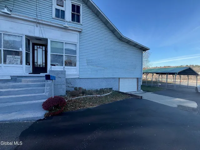 $799,000 | 2855 Aqueduct Road, Niskayuna, NY 12309