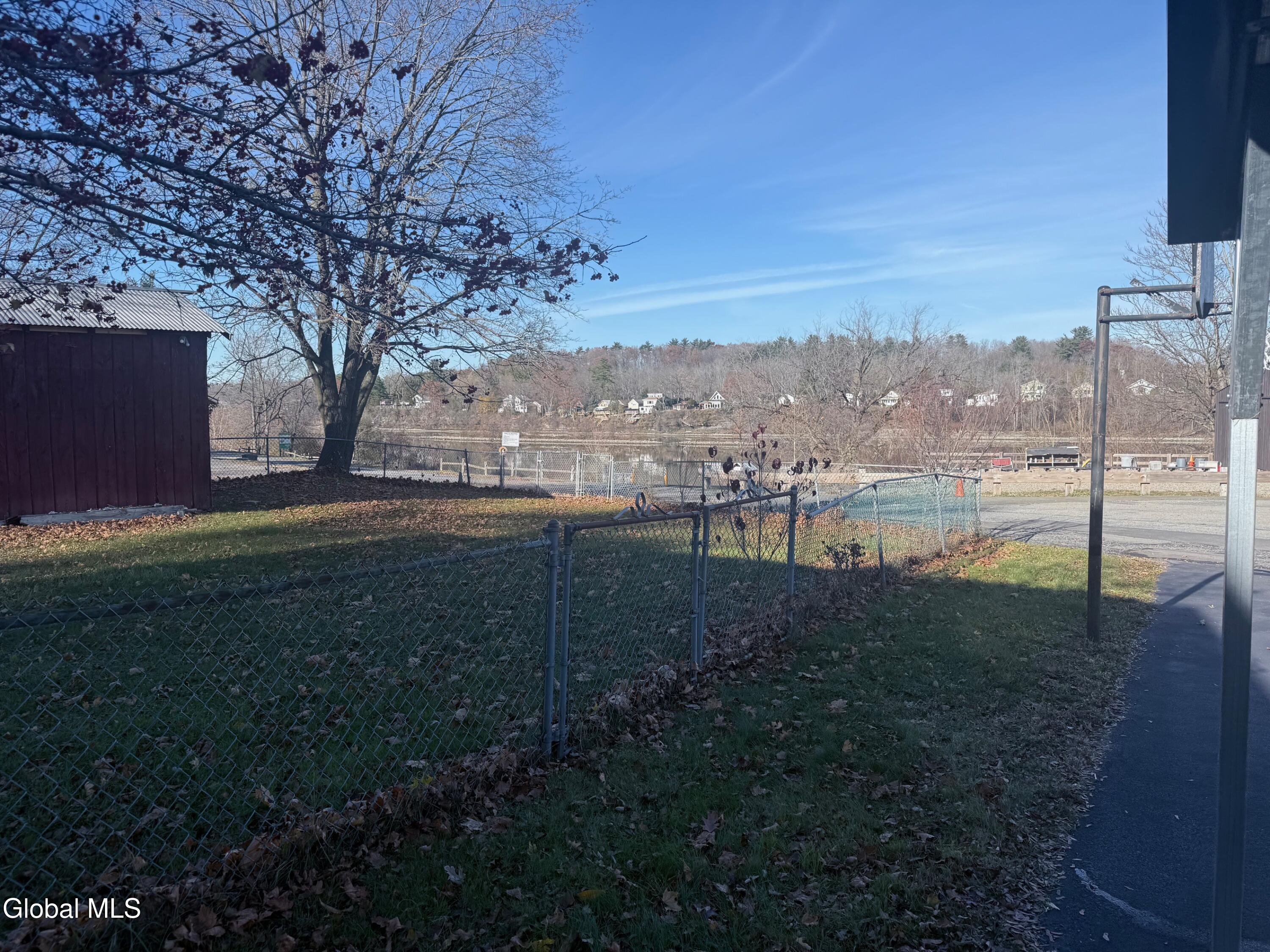 2855 Aqueduct Road Niskayuna, NY 12309 - Photo 6 of 22 IMG_4098