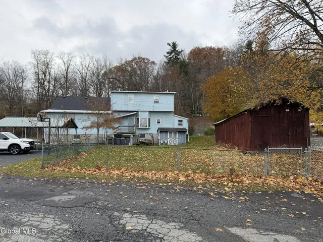 $799,000 | 2855 Aqueduct Road, Niskayuna, NY 12309