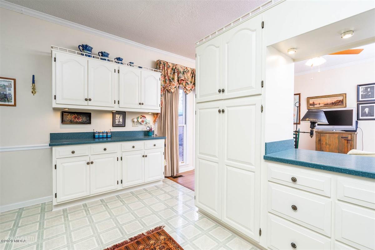 1391 Briarcliff Road, Unit 10A Macon, GA 31211 - Photo 16 of 19 17-DSC07686