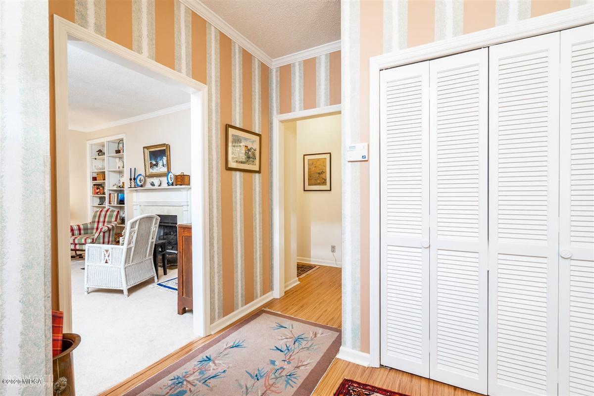 1391 Briarcliff Road, Unit 10A Macon, GA 31211 - Photo 3 of 19 03-DSC07663