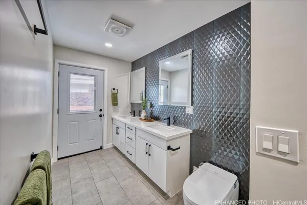 $2,499,000 | 1182 Akuila Place, Kailua, HI 96734