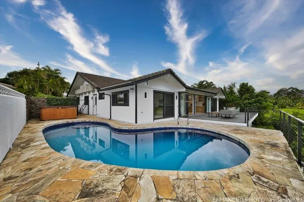 $2,499,000 | 1182 Akuila Place, Kailua, HI 96734