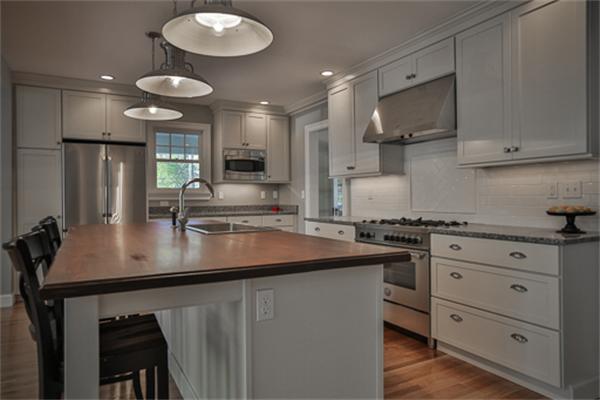 26 Concord Road Bedford, MA 01730 - Photo 6 of 30 Gallery Image 6