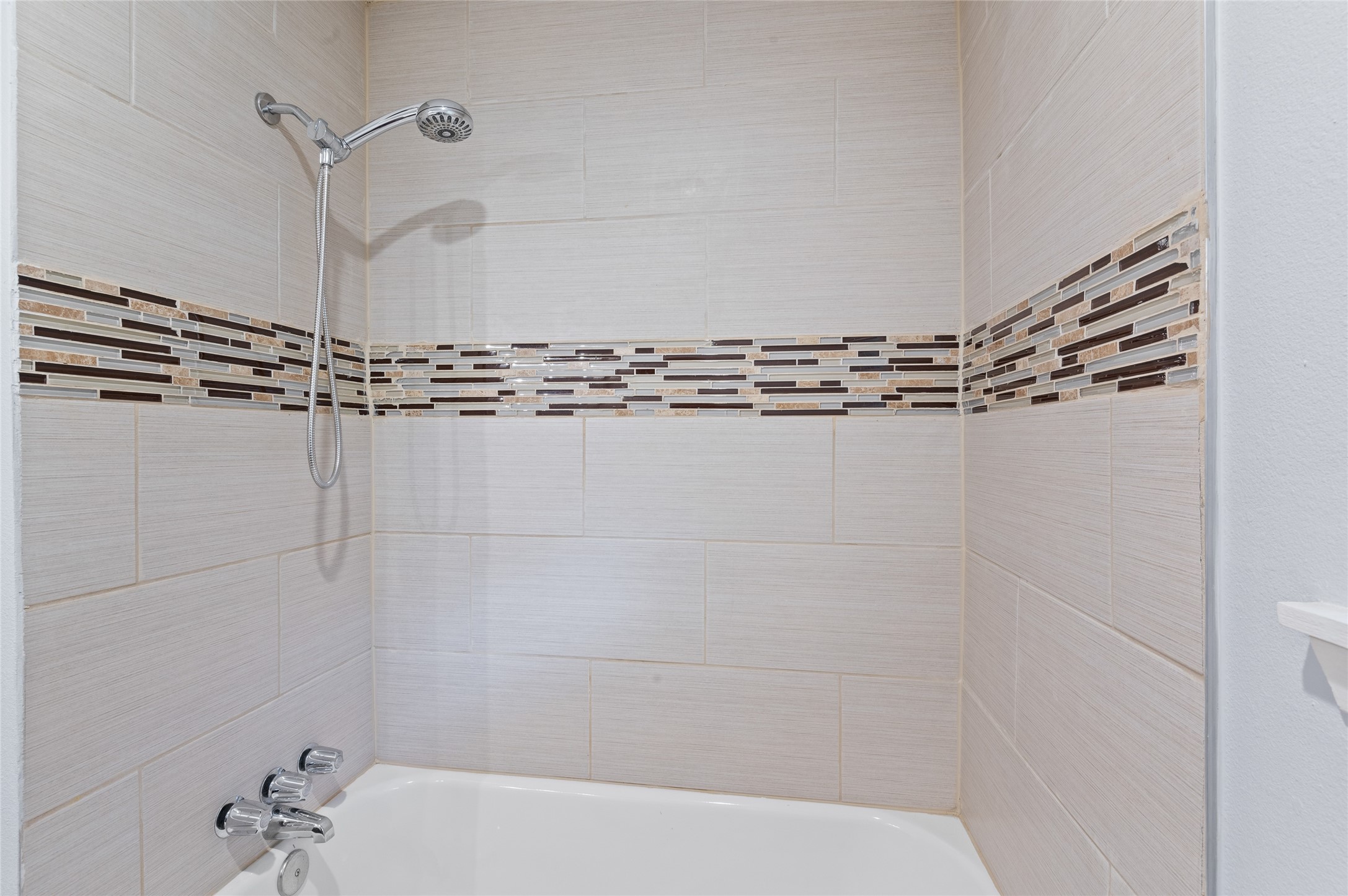 118 East Thornton Road Houston, TX 77022 - Photo 18 of 22