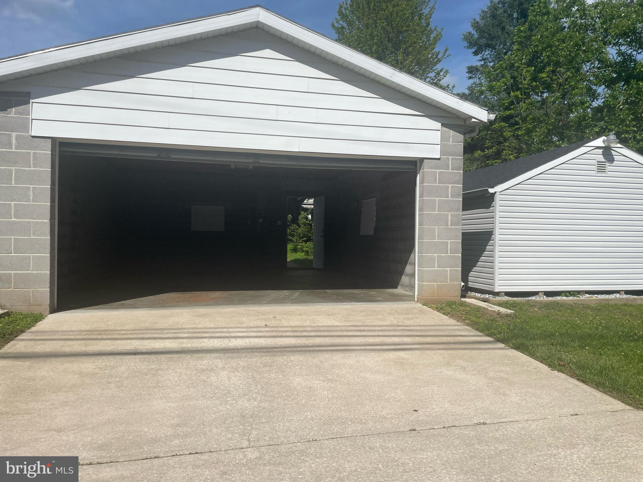 125 West Main Street Westminster, MD 21157 - Photo 10 of 31 a view of back yard of the house