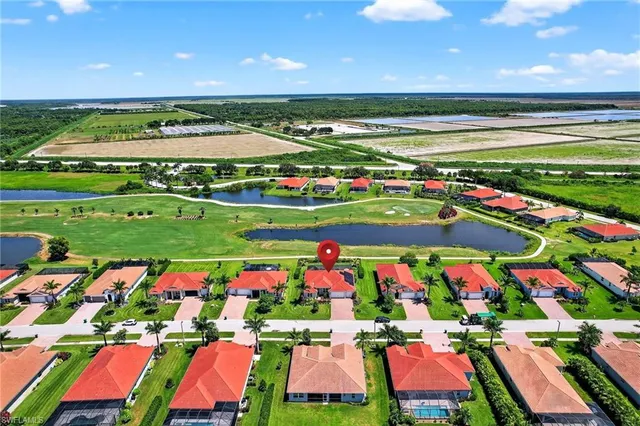 $999,000 | 18725 Lake Hammock Drive, Naples, FL 34114