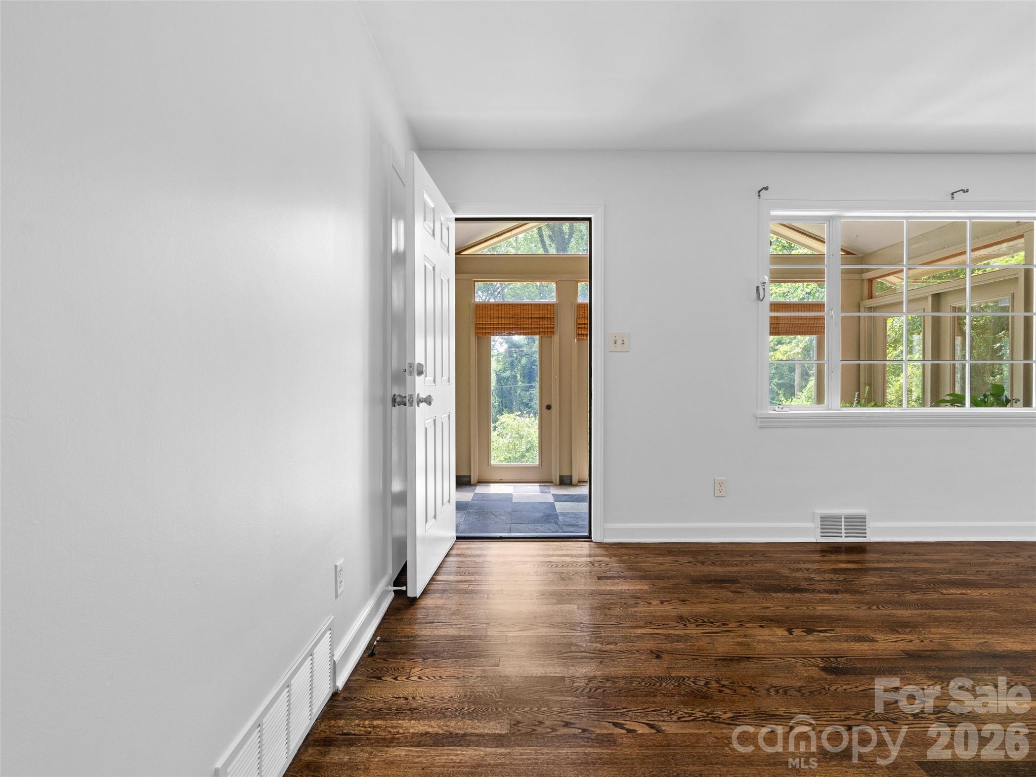 41 Pinehurst Road Asheville, NC 28805 - Photo 5 of 42