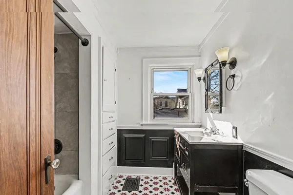 $229,900 | 537 West Maple Street, Mason, MI 48854