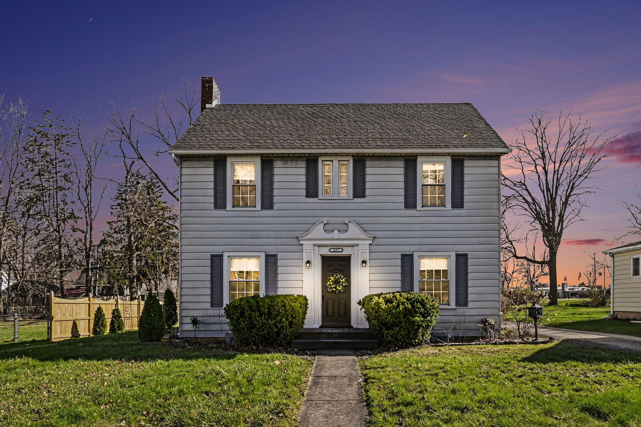 537 West Maple Street Mason, MI 48854 - Photo 2 of 24 mm21