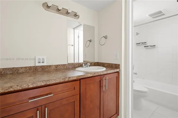 $2,200 | 8870 Fontainebleau Boulevard, Unit 503, Miami, FL 33172
