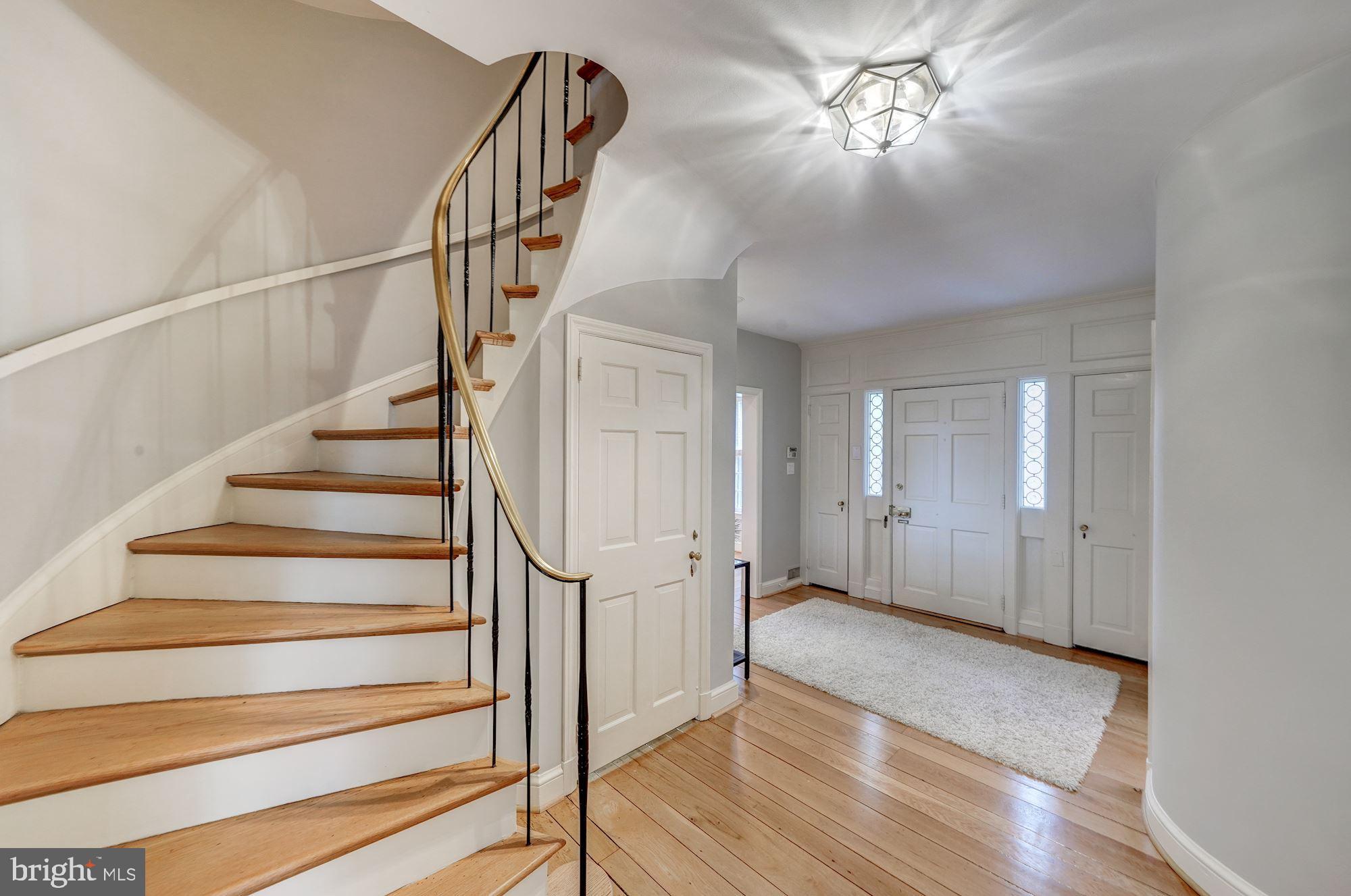 4909 Linnean Avenue Northwest Washington, DC 20008 - Photo 14 of 36