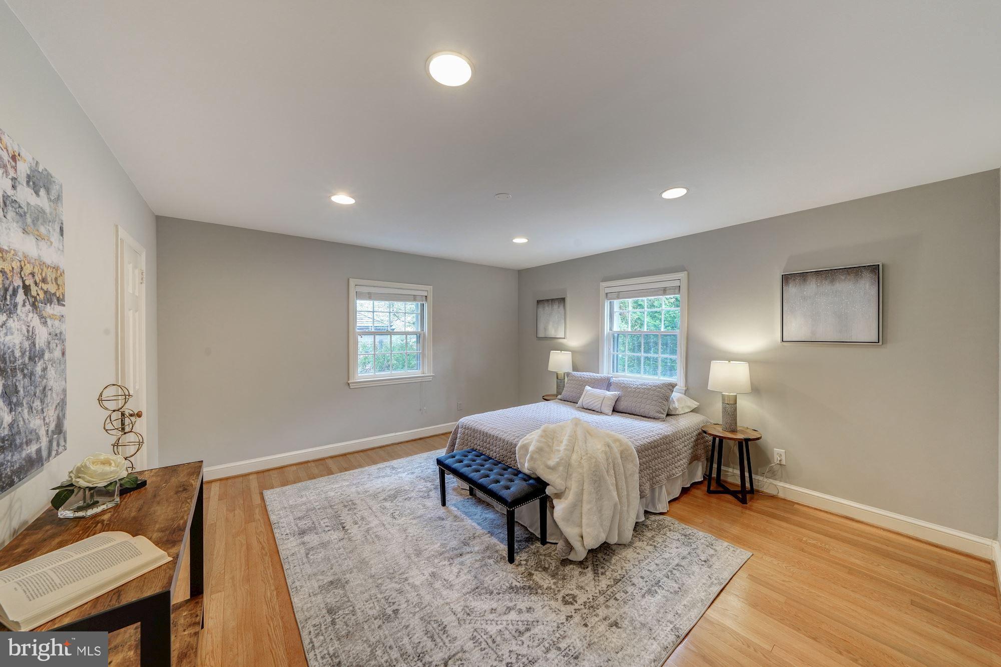 4909 Linnean Avenue Northwest Washington, DC 20008 - Photo 23 of 36